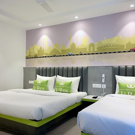 Hotel Le Roi Express Karol Bagh Дели Экстерьер фото