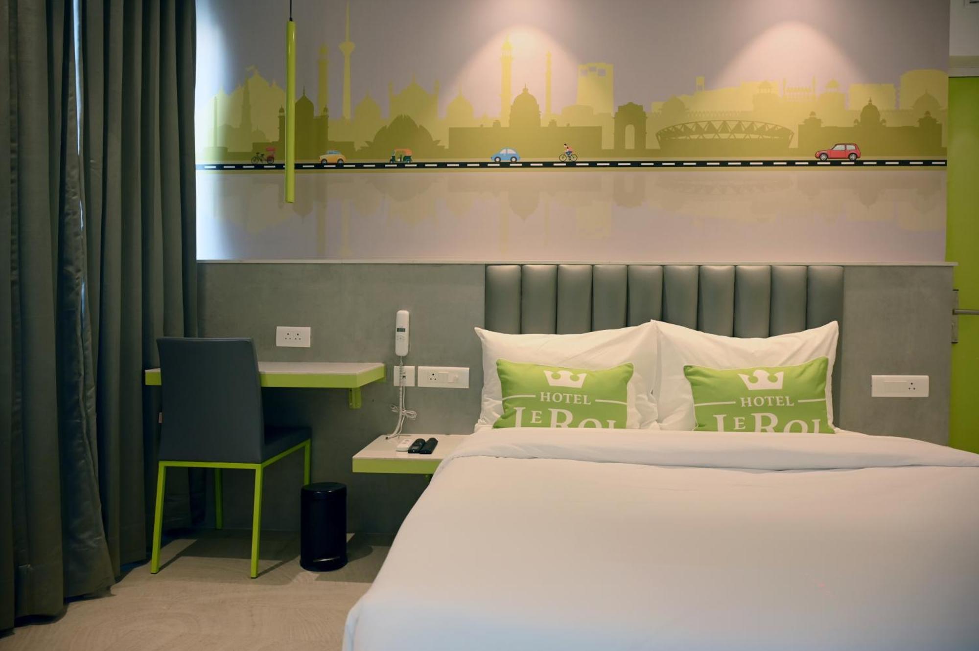 Hotel Le Roi Express Karol Bagh Дели Экстерьер фото